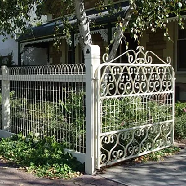 sq-wire-fencing-gate